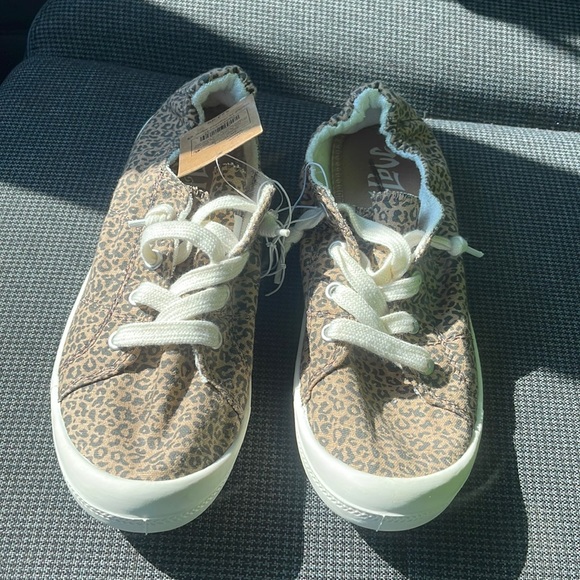 Mallow cheetah print shoes - Picture 1 of 6